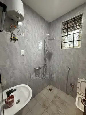2bdrm Apartment in Yyyy, Central Division for rent