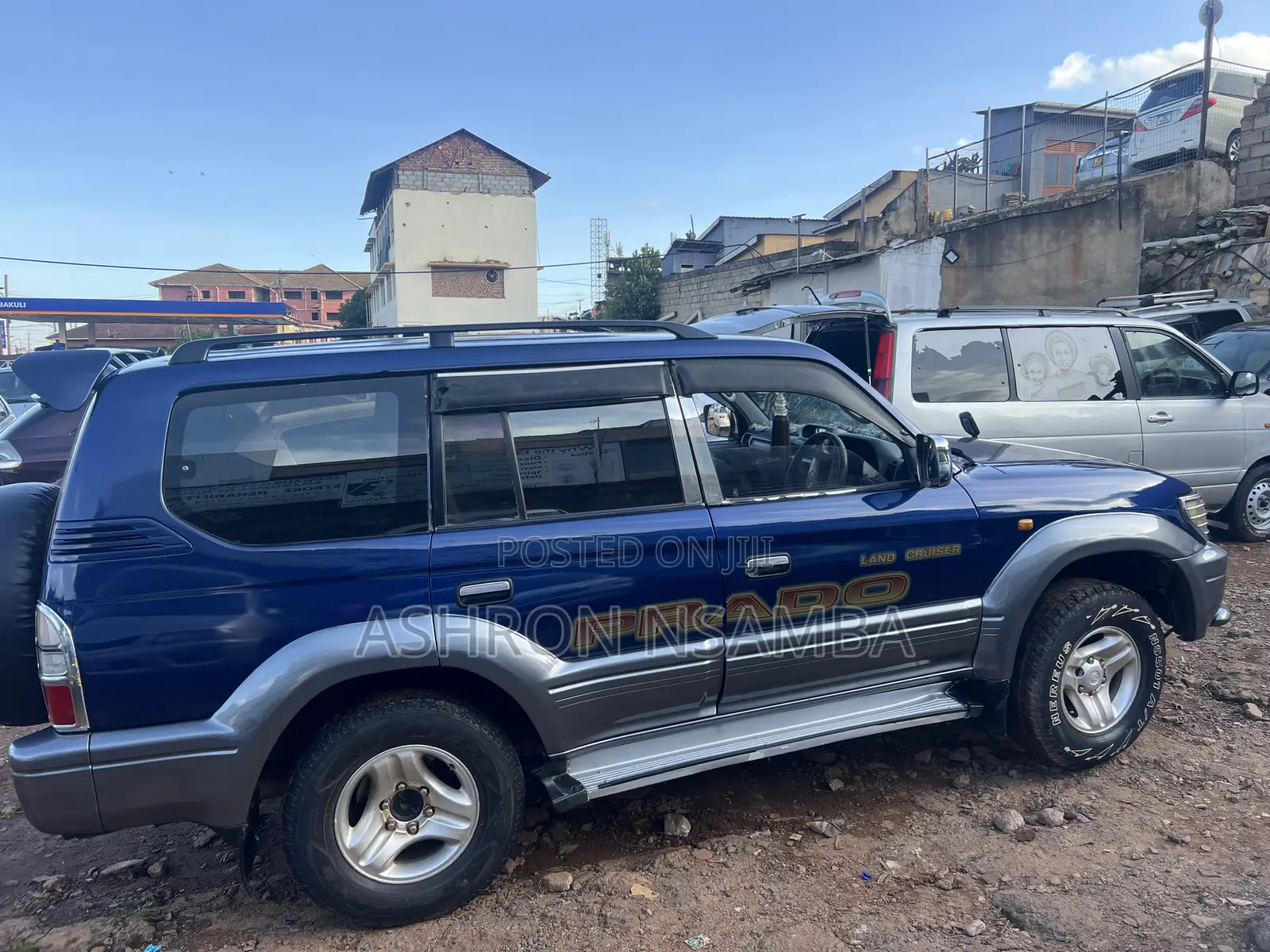 Toyota Land Cruiser Prado 2000 Blue