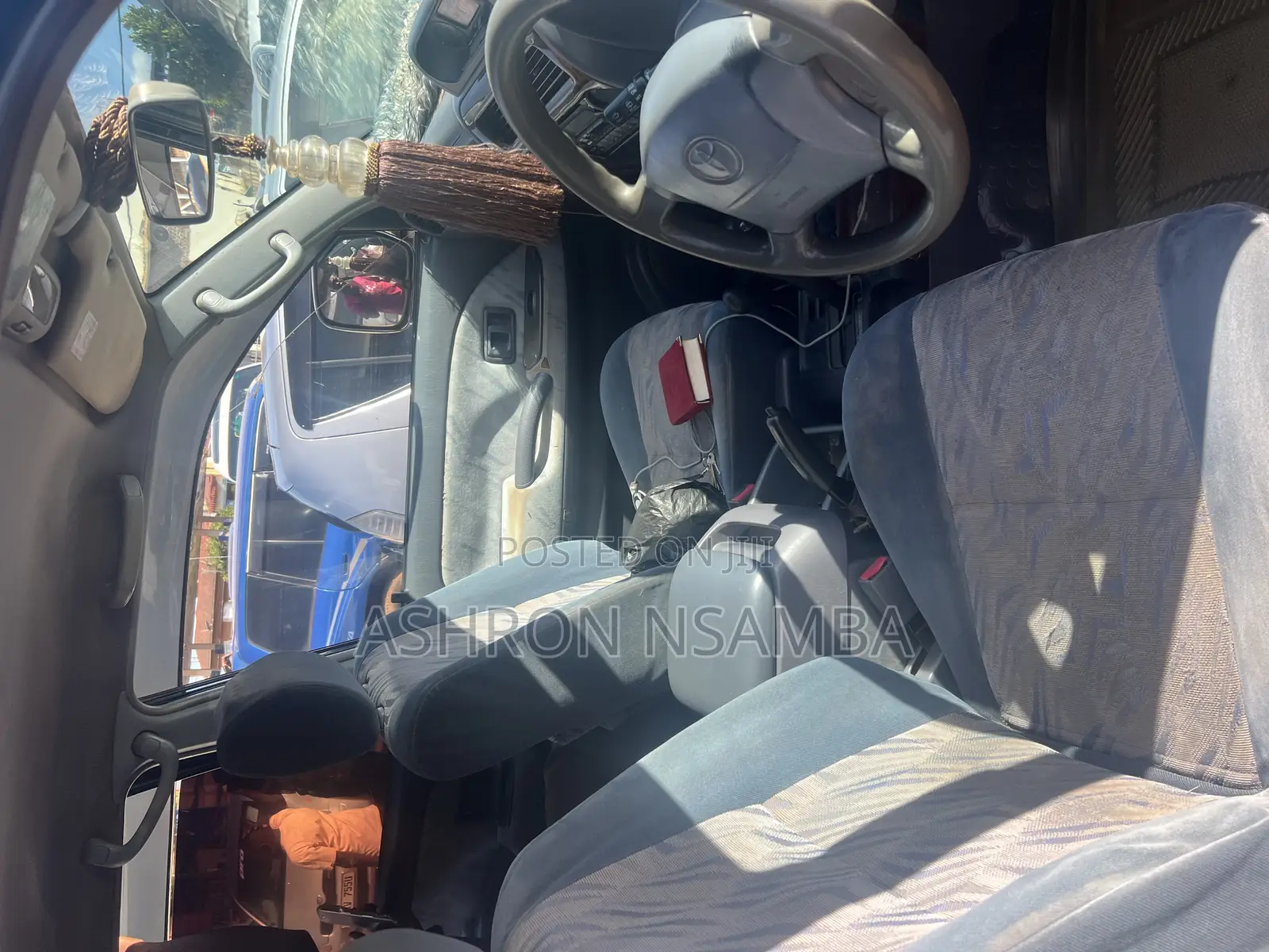 Toyota Land Cruiser Prado 2000 Blue