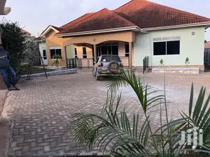 Kira ,Spacious Mansion on Sell