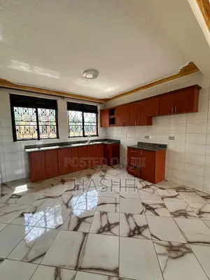 3bdrm Apartment in Muyunyo, Central Division for rent