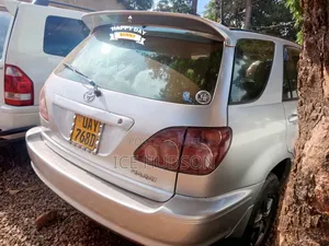 Toyota Harrier 1998