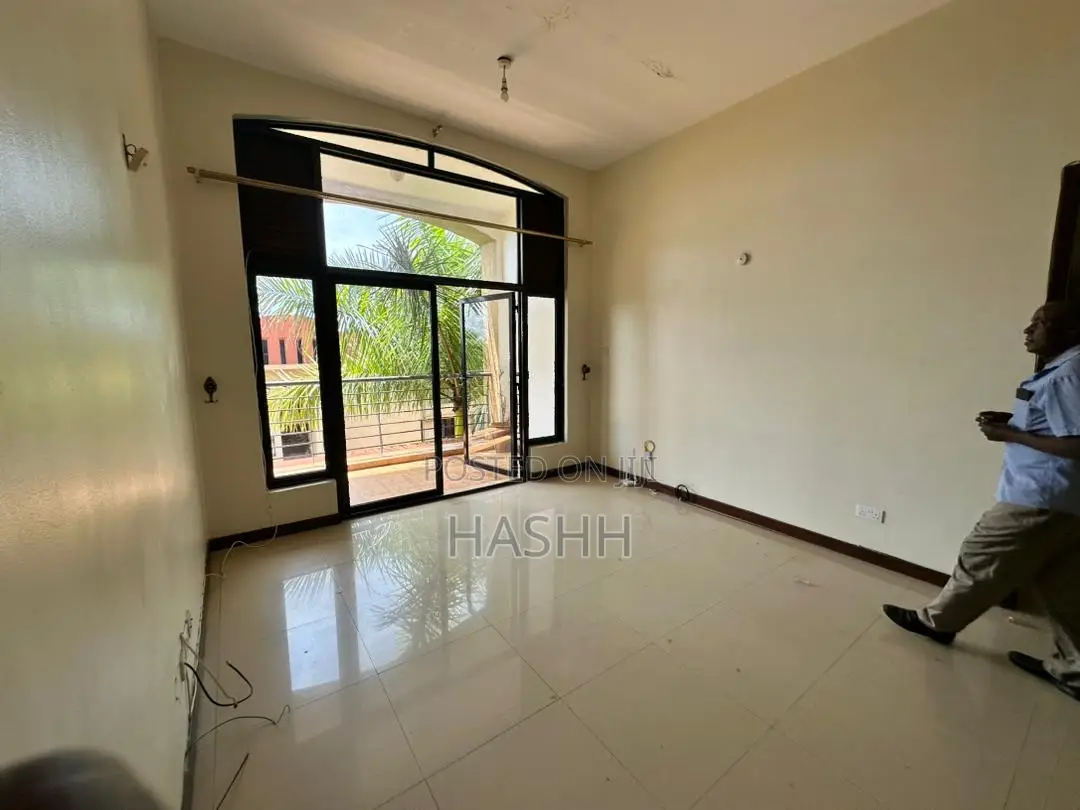 3bdrm Apartment in Hhhh, Central Division for rent
