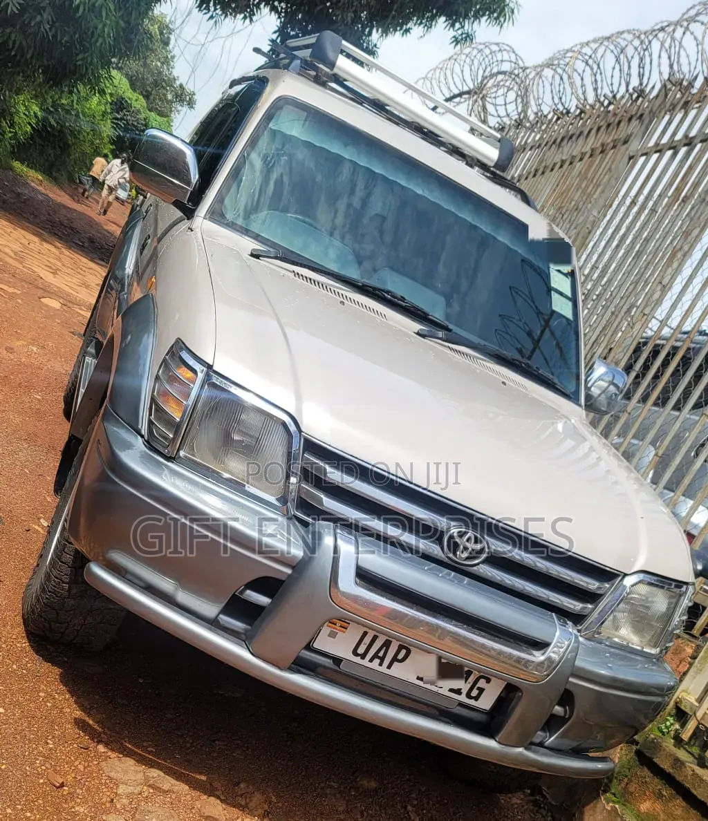 Toyota Land Cruiser Prado 2001 Pearl