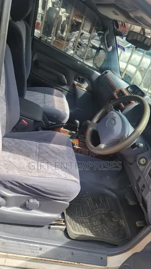 Toyota Land Cruiser Prado 2001 Pearl