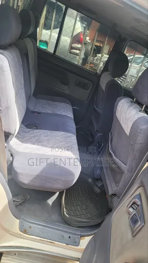 Toyota Land Cruiser Prado 2001 Pearl