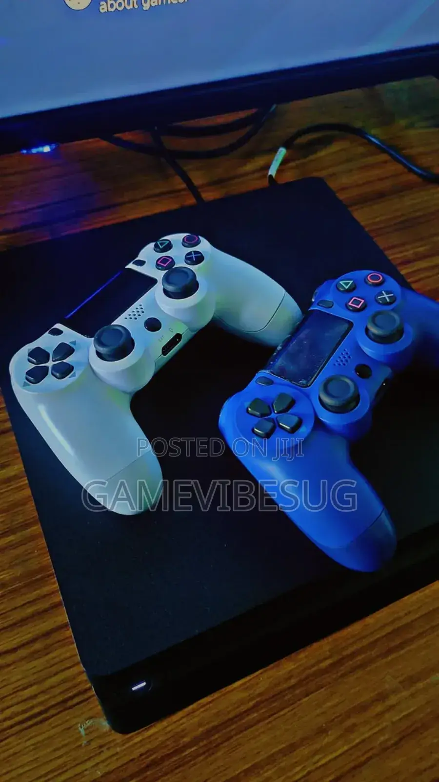 Mint Condition Ps4 Slim Pack: 10 Games, 2 Controllers Included