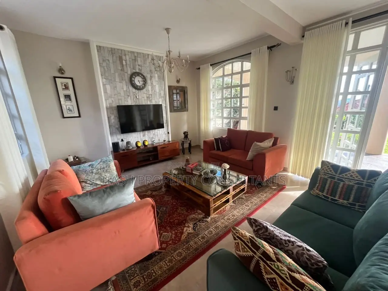 3bdrm Mansion in Buziga, Central Division for rent