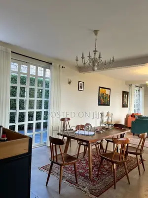 3bdrm Mansion in Buziga, Central Division for rent