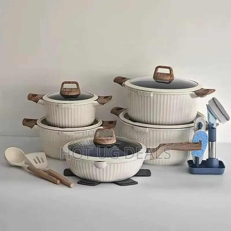Elegant Non-stick Cookware Set With Wood-effect Accents (10 Pieces)