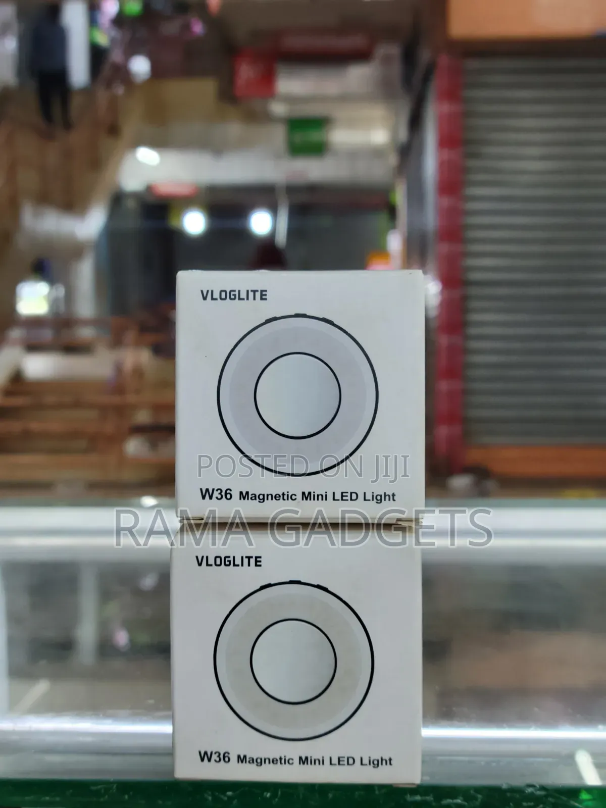 Vloglite W36 Mini Led Cell Phone Fill Light With Makeup