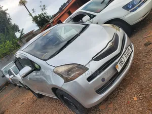 Toyota Ractis 2008 Silver