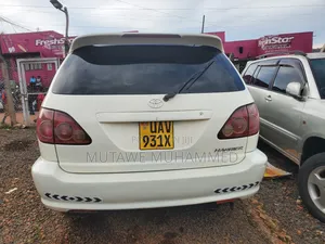 Toyota Harrier 2003 White