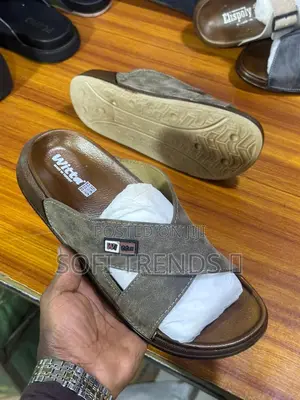 Gent’S Original Open Shoes