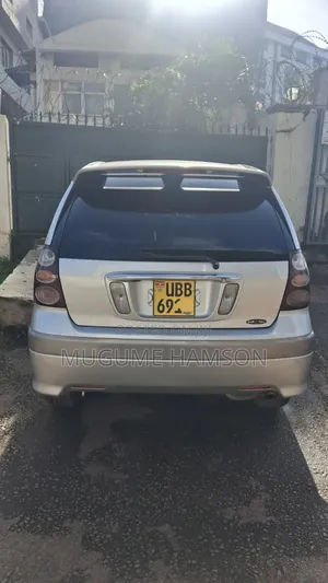Toyota Nadia 2.0 135hp AWD 2001 Silver