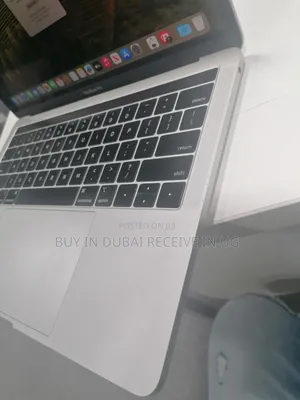 Laptop Apple MacBook Pro 2019 8GB Intel Core i5 SSD 256GB
