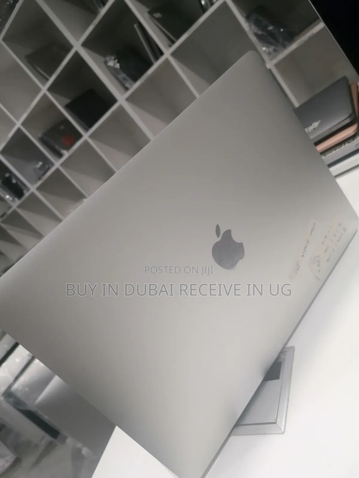 Laptop Apple MacBook Pro 2019 8GB Intel Core i5 SSD 256GB