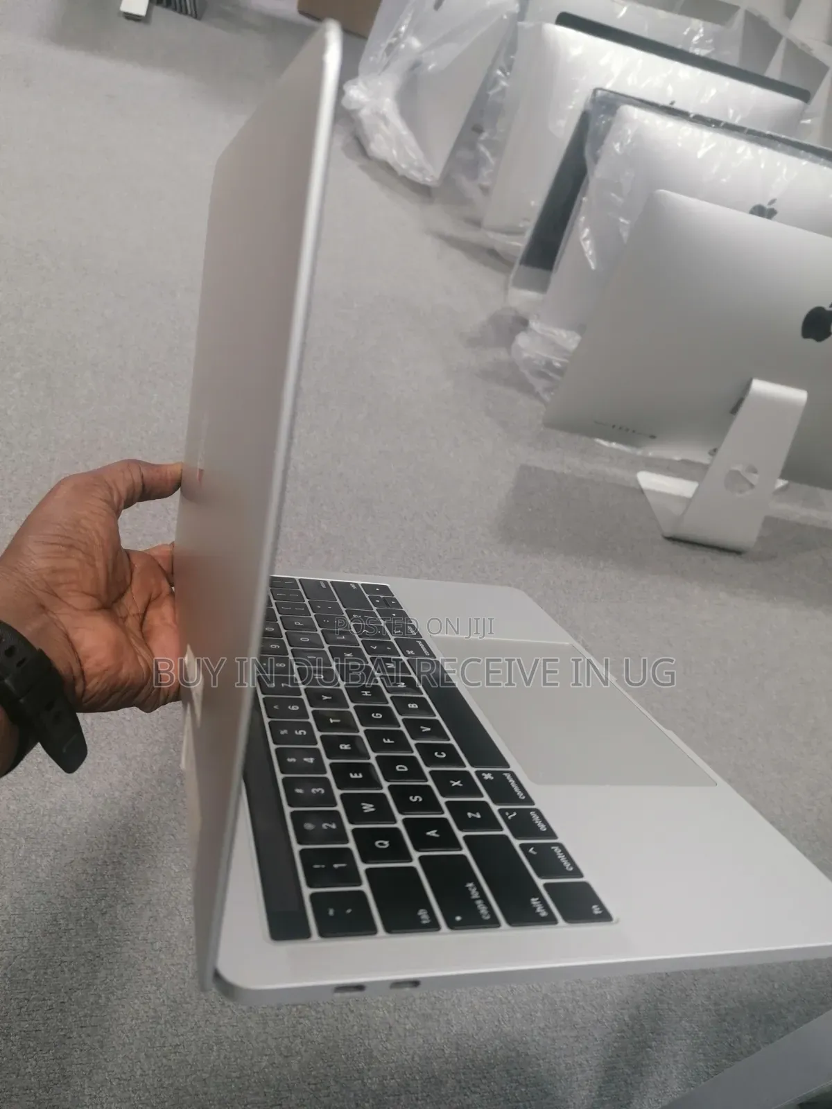 Laptop Apple MacBook Pro 2019 8GB Intel Core i5 SSD 256GB