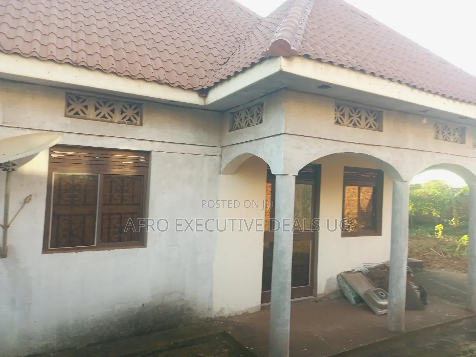 4bdrm House in Mutundwe Kilinyabigo, Rubaga for sale