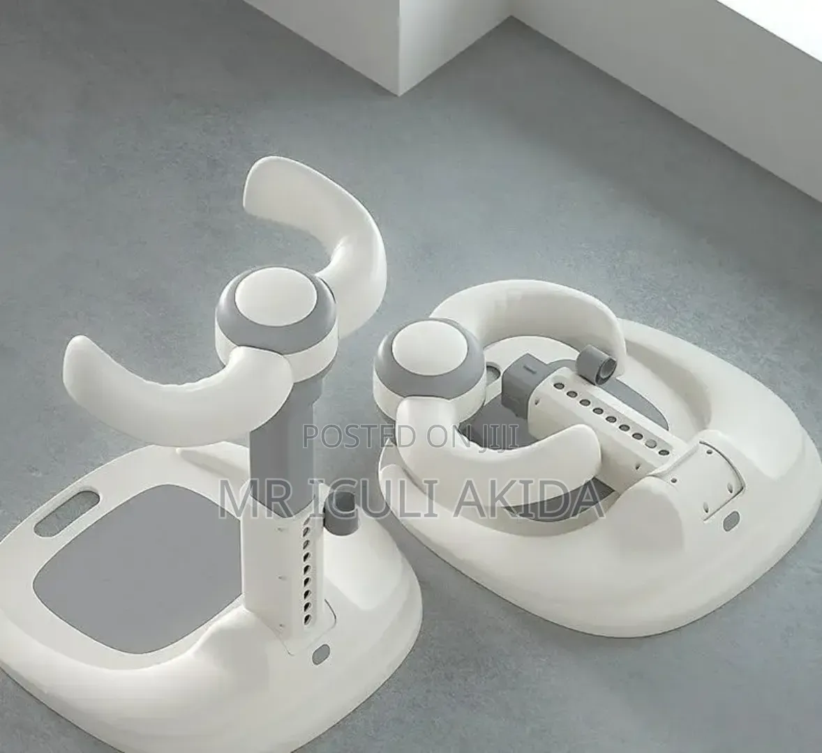 Foldabke and Height Adjustable Baby Hugging Shower Stand Tower