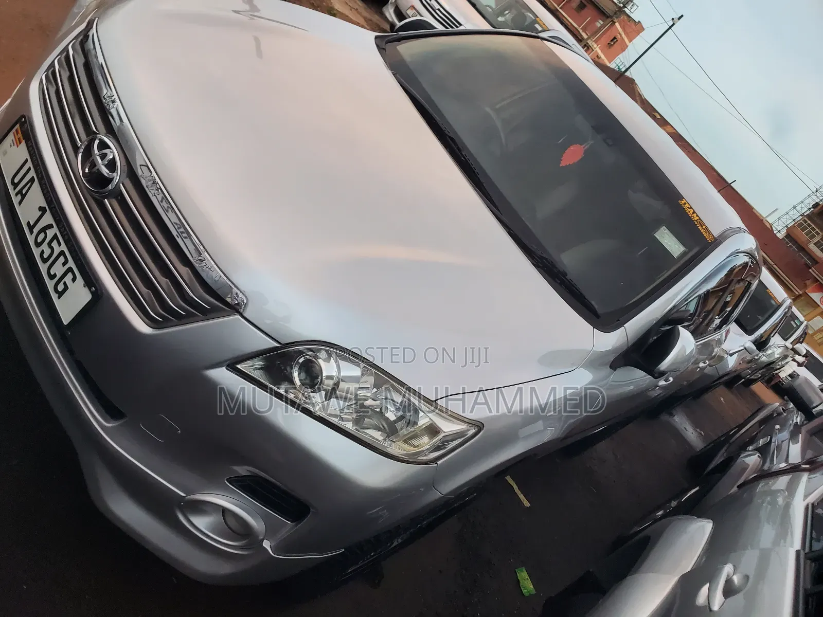 Toyota Vanguard 2011 Silver