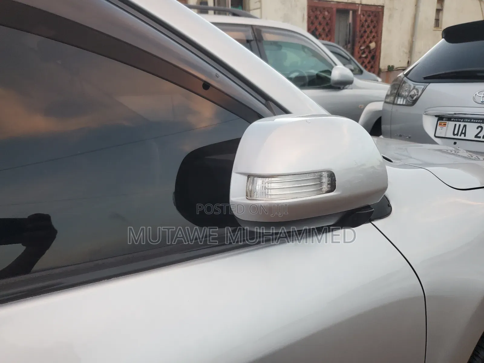 Toyota Vanguard 2011 Silver