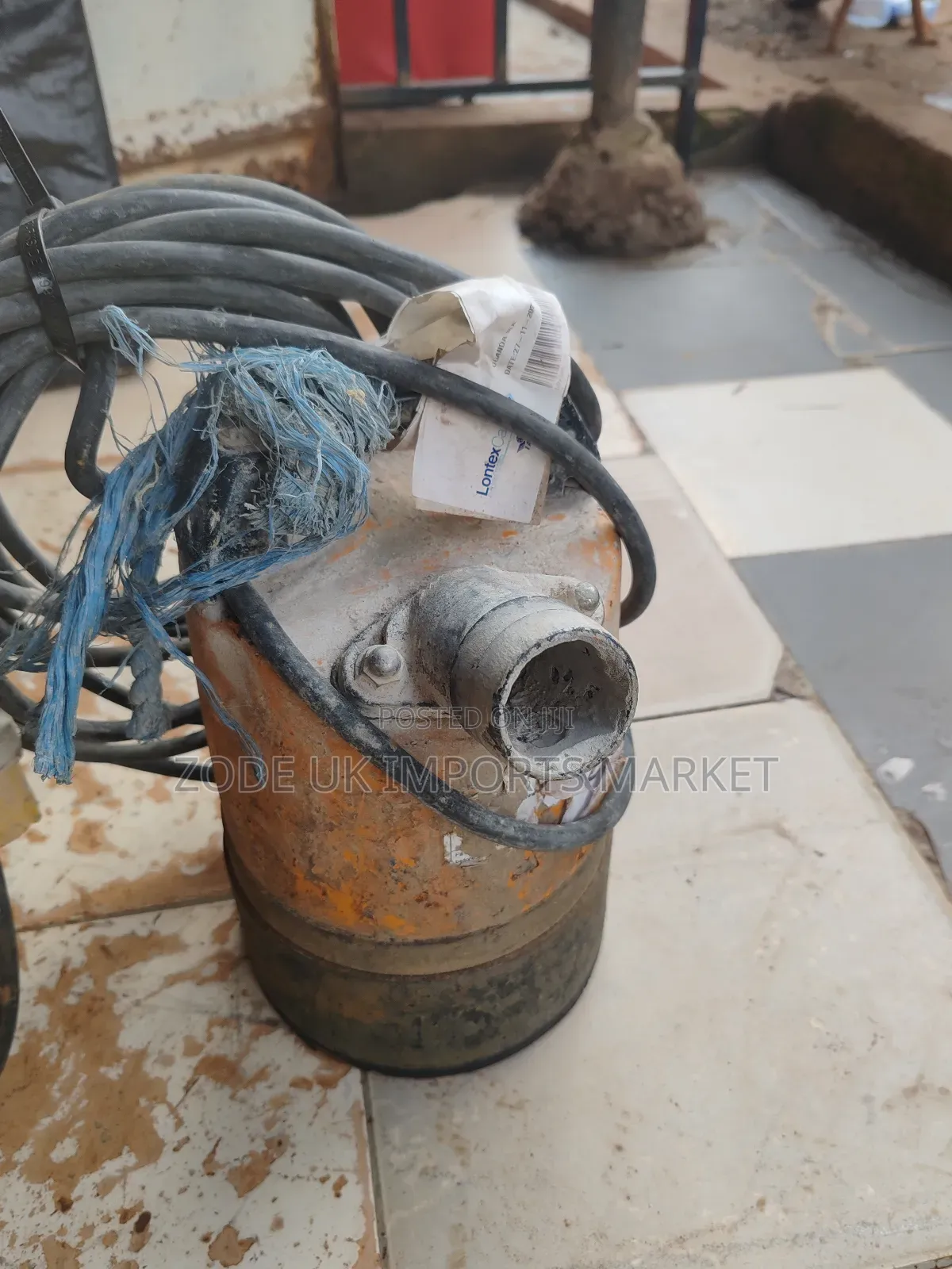70m Uk Used 110v Submersible Water Pump