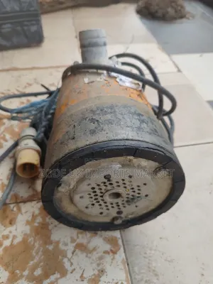 70m Uk Used 110v Submersible Water Pump