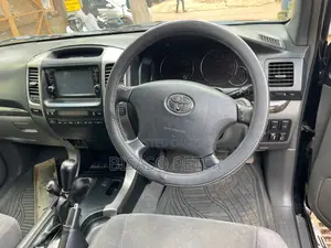 Toyota Land Cruiser Prado 2.7 i 16V 2008 Black