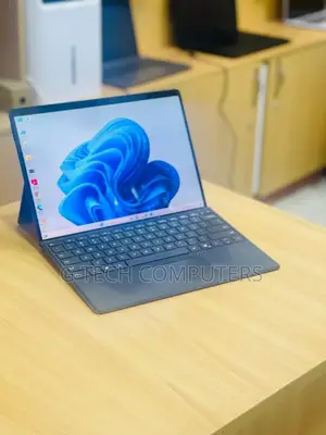 New Laptop Microsoft Surface Pro 8 16GB Intel Core i7 SSD 1T