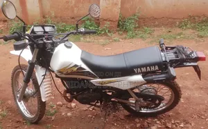 Yamaha DT125 2016 White