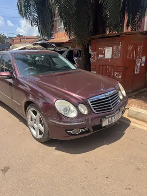Mercedes-Benz E350 2008 Maroon