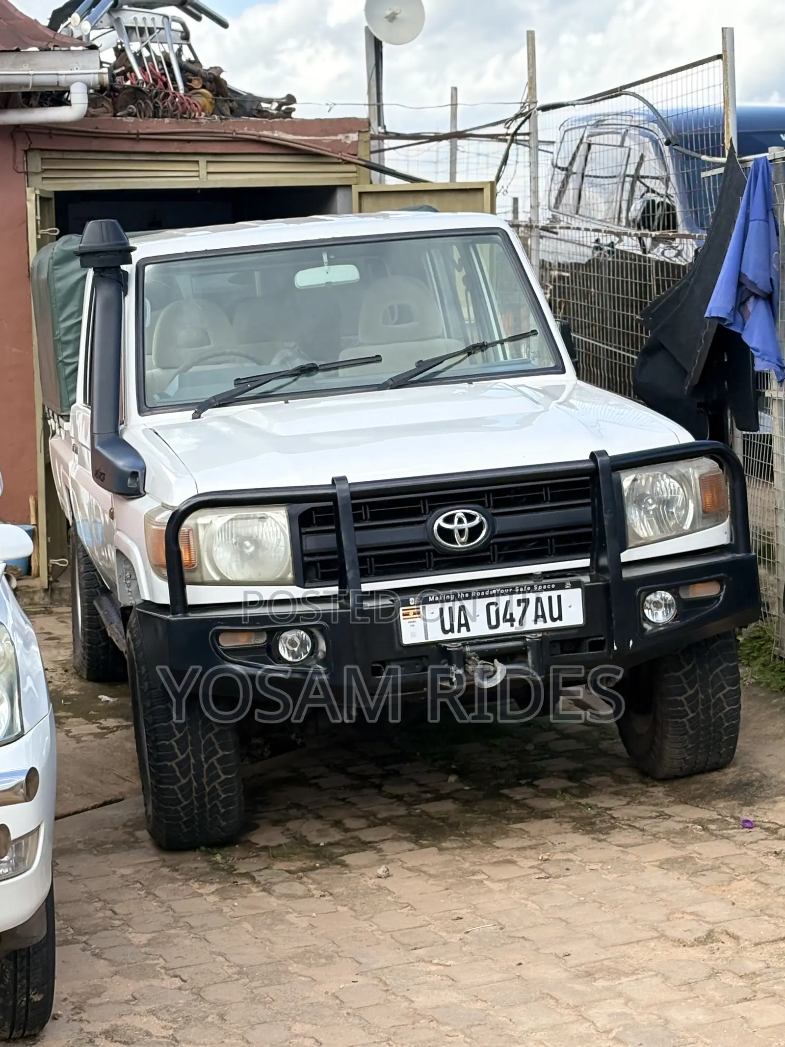 Toyota Land Cruiser 4.5 V8 DLX 2015 White
