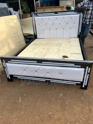Dual Tone Elegance Bed