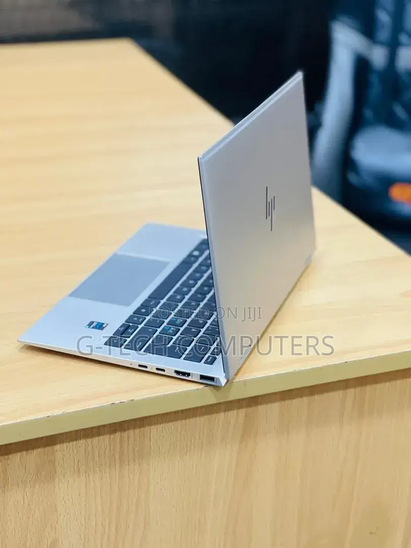 New Laptop HP EliteBook x360 1030 G8 16GB Intel Core i5 SSD 256GB