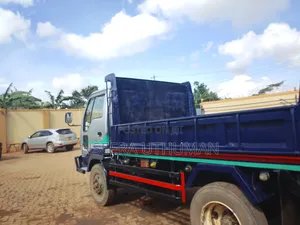 Isuzu Juston Foward Baby Face