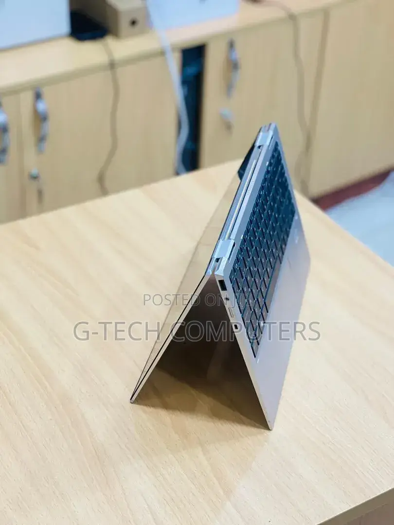 New Laptop HP EliteBook x360 1040 G7 16GB Intel Core i5 SSD 256GB