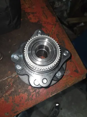 Hilux Vigo Wheel Hub