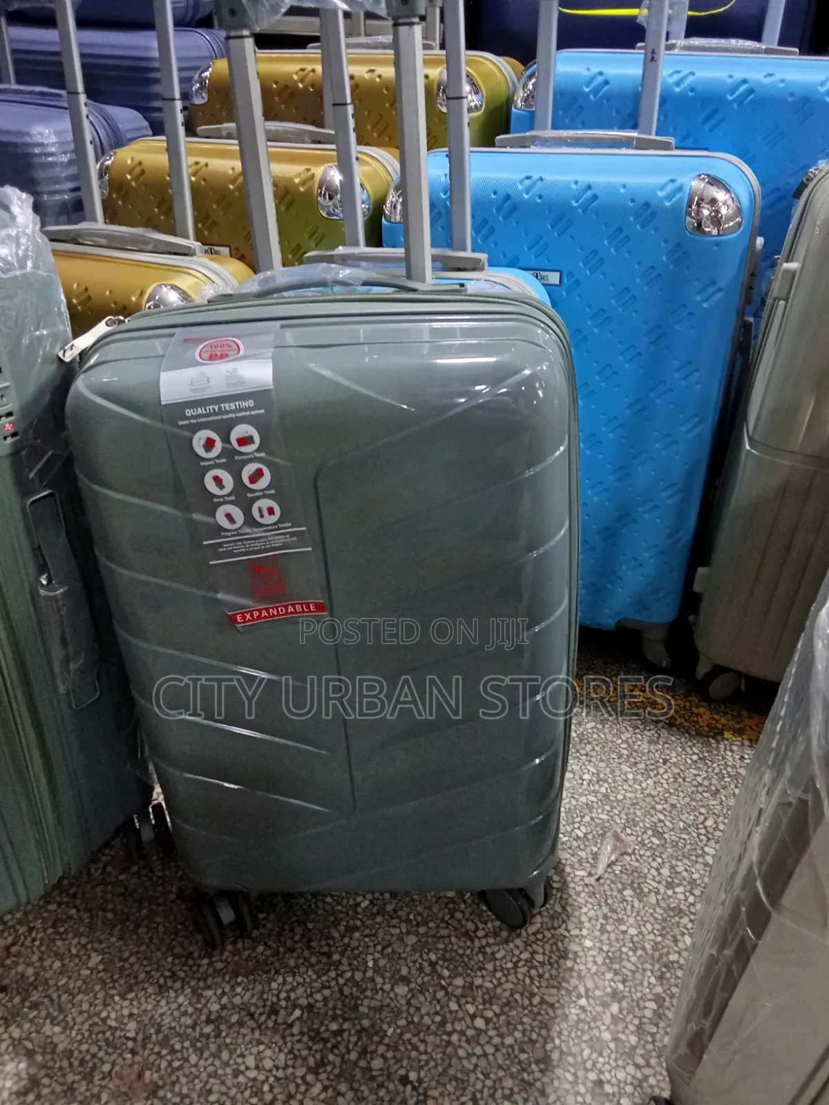 Prosperity Portable 4 Wheels Suitcase