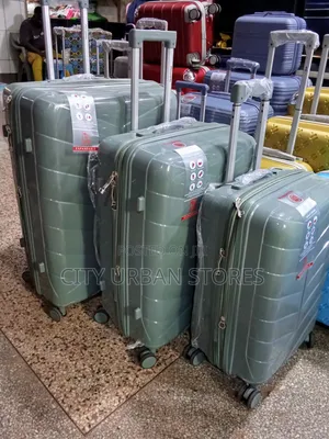 Prosperity Portable 4 Wheels Suitcase