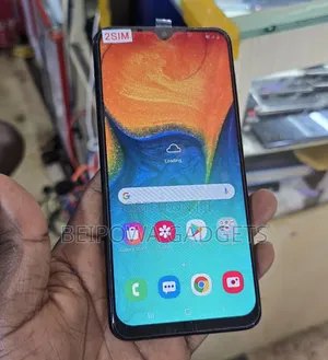 New Samsung Galaxy A30 64 GB Black
