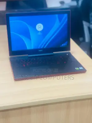 New Laptop Dell Inspiron 15 7000 8GB Intel Core i5 SSD 256GB