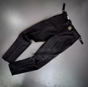 Beltless Pants