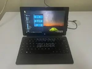 Microsoft Surface 32 GB Black