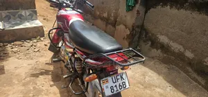 Bajaj CT 125X 2022 Red