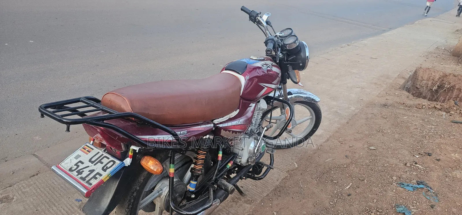 Bajaj CT 125X 2023 Red