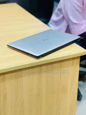 New Laptop Dell Precision 5530 16GB Intel Core i7 SSD 256GB