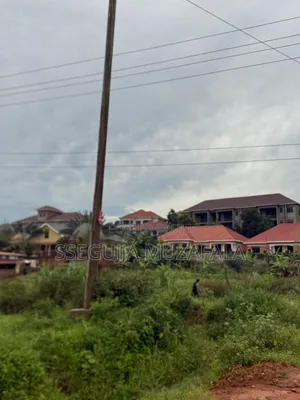 A 100 by 100 Feet Plot for Sale at Kira Nakwero at 65m Ugx
