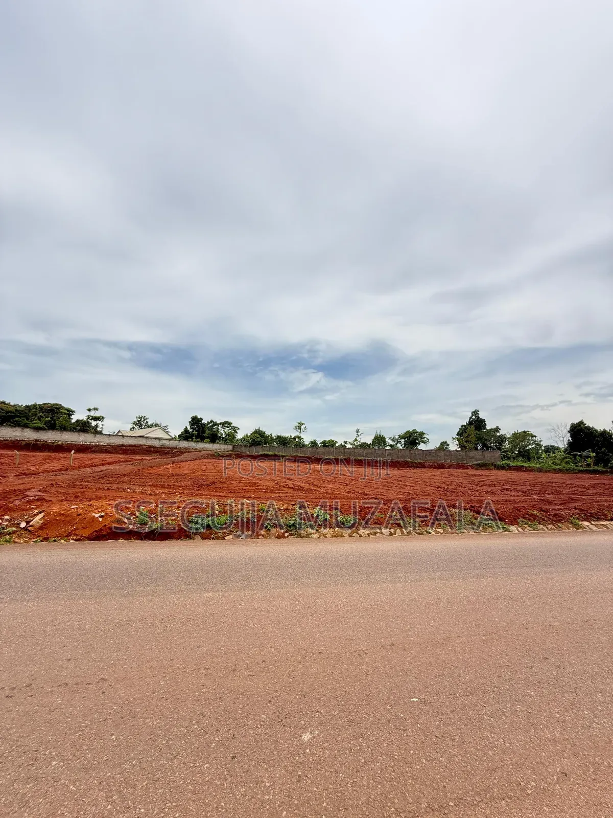 Commercial 100 by 100 Ft Plot at Nakasajja Town Commercial Plot At