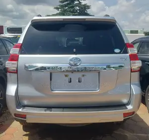 Toyota Land Cruiser Prado 2016 Silver